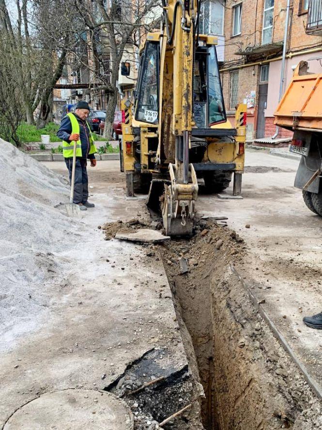 Новини Вінниці - фото з Почалися комплексні ремонти дворів. Де зараз тривають роботи?