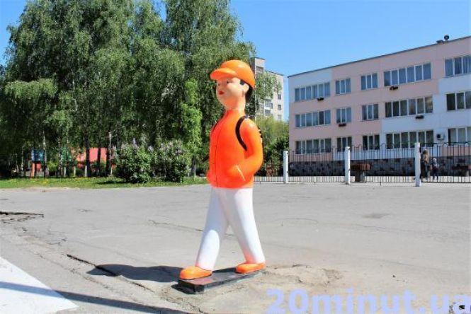 Новини Вінниці - фото з Не трансформером єдиним. ТОП-10 елементів декору, якими прикрашали Вінницю останніми роками