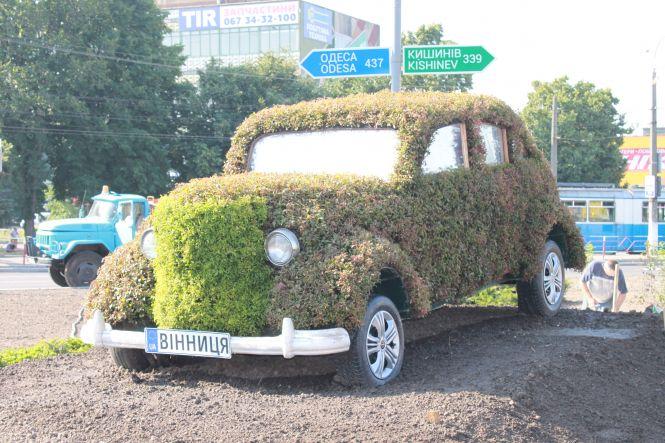 Новини Вінниці - фото з Не трансформером єдиним. ТОП-10 елементів декору, якими прикрашали Вінницю останніми роками