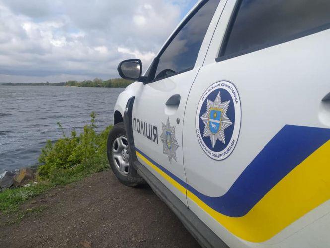 Новини Хмельницького - фото з Хмельничанка незаконно виловила з Південного Бугу риби на 23 тисячі гривень