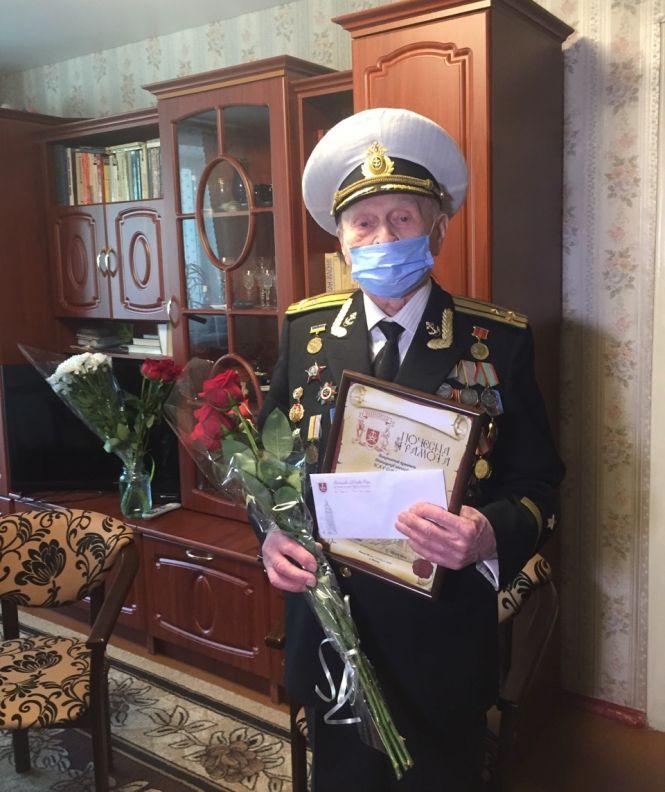 Новини Вінниці - фото з «Море горіло і диміло від спалених кораблів». Спогади 100-літнього вінничанина моряка-балтійця