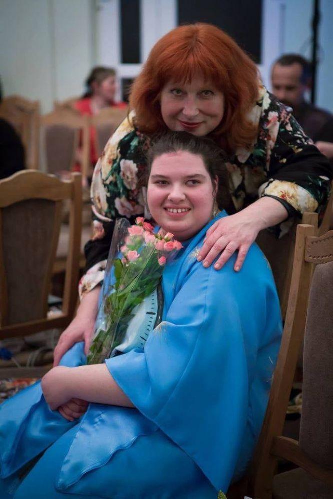 Новини Вінниці - фото з «Одна я не впораюся». Благодійниця Марина Ревенко просить допомоги для власної доньки