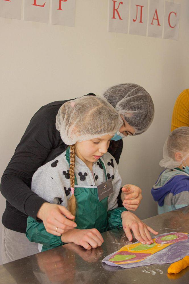 Новини Хмельницького - фото з Ручна ліпка й авторська рецептура. Розповідаємо про магазин напівфабрикатів “Мамині варенички” (Новини компаній)