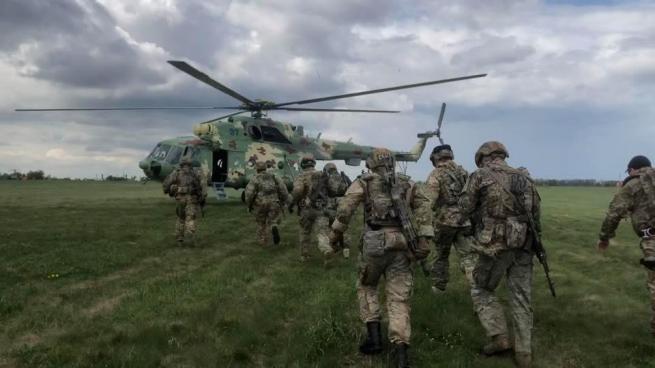 На зображенні може бути: на відкритому повітрі