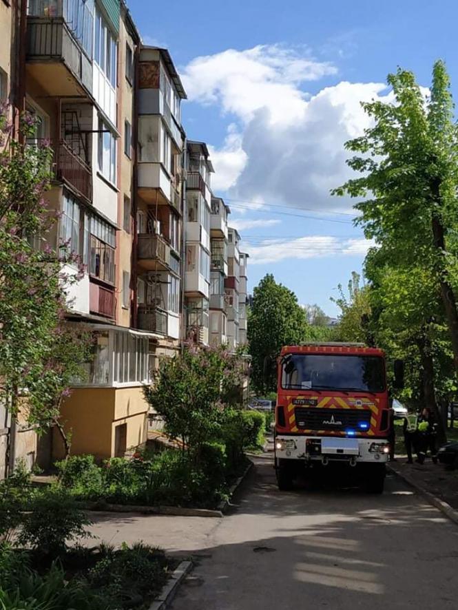 Новини Тернополя - фото з Пожежа у квартирі в багатоповерхівці. Загинула жінка Немає опису.