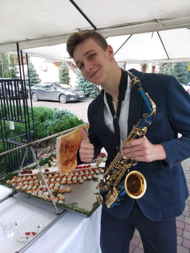 Новини Вінниці - фото з «Це було зовсім неочікувано»: вінницький саксофоніст зіграв з американським військовим оркестром