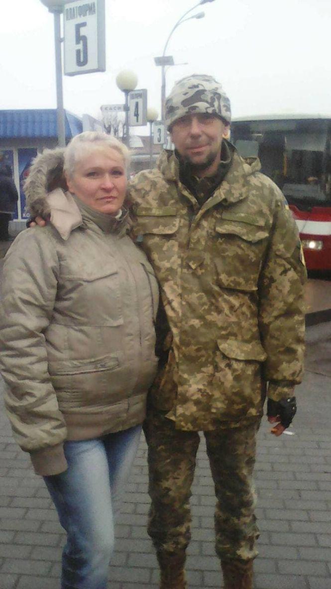 Новини Хмельницького - фото з Моя медаль - це моє життя: історія добровольця, який був за крок до загибелі