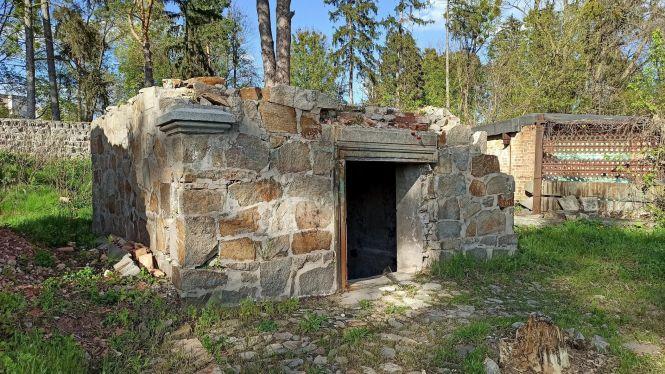 Новини Житомира - фото з І сміх, і сльози, і любов на житомирських кладовищах…