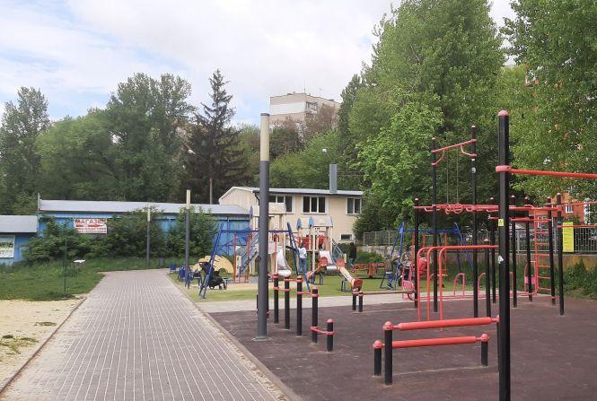 Новини Тернополя - фото з Душові – без кранів, а переодягальні – з павутиною. Ми перевірили, чи готові пляжі до сезону (ФОТО)