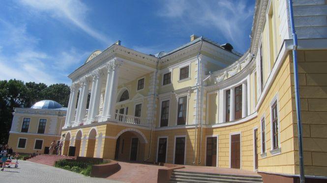 Новини Вінниці - фото з Зробити фото з Ілоном Маском і... Можайським можна буде у Вороновиці. Підтримаймо проект!