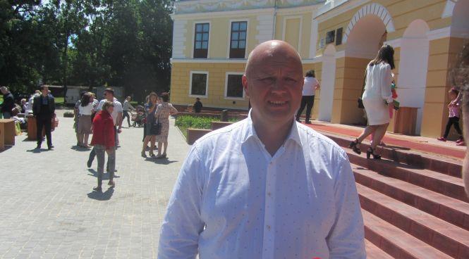 Новини Вінниці - фото з Зробити фото з Ілоном Маском і... Можайським можна буде у Вороновиці. Підтримаймо проект!