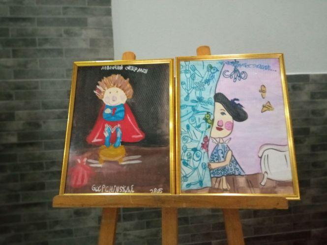 Новини Вінниці - фото з «Я навчився робити свято». У Вінниці відкрили виставку 10-річного художника з аутизмом