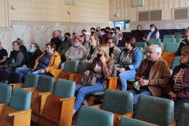 Новини Козятина - фото з Про дороги, освітлення та медико-освітянські реформи: як у Махаринцях пройшов схід села