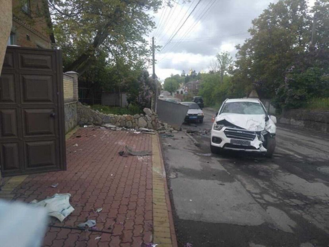 Новини Вінниці - фото з На Богуна нетвереза водійка збила хлопчика, який йшов по тротуару (ОНОВЛЕНО)