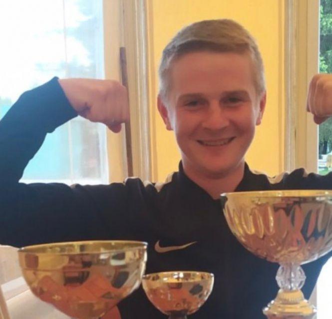 Новини Тернополя - фото з Це був добряга і суперфутболіст, кажуть друзі Михайла, який загинув на колії. Деталі трагедії у Бірках