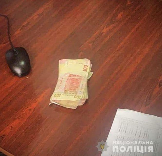 Новини Хмельницького - фото з Відкупитись за крадіжку. До 8 років «світить» хмельничанину за хабар поліцейському