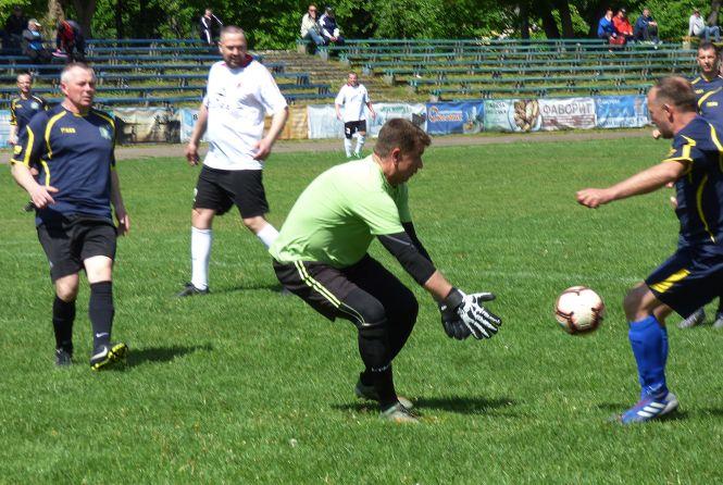 Новини Козятина - фото з Бутси на цвях вішати рано - створили команду «Моноліт» для футболістів-ветеранів