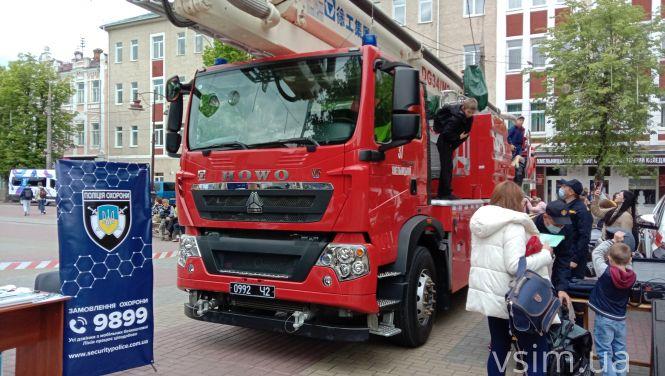 Новини Хмельницького - фото з Пожежа на 10+ поверсі у Хмельницькому: чи є чим її гасити?