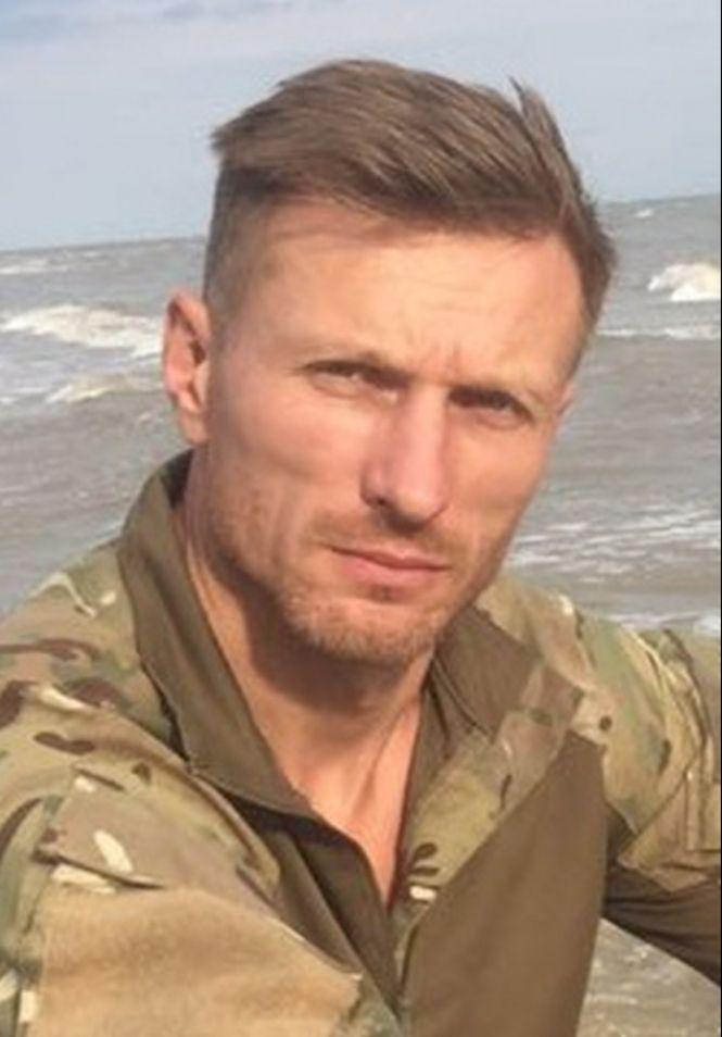 Новини Тернополя - фото з Які Герої спочивають на Микулинецькому цвинтарі та як виглядають їхні поховання (ФОТО)