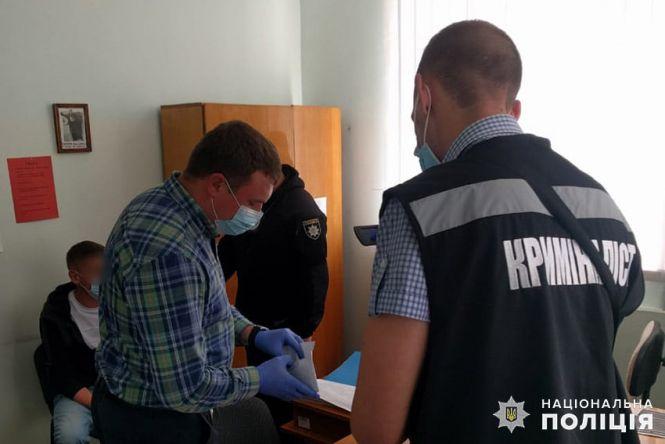 Новини Хмельницького - фото з П’яний і без документів. На Хмельниччині чоловік хотів підкупити поліцейського за 10 тисяч