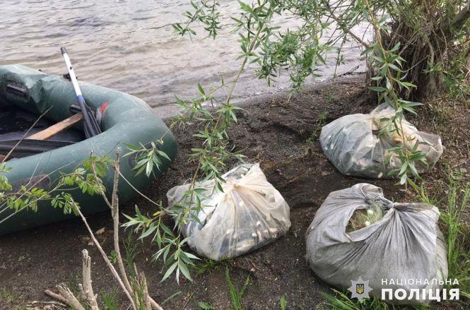 Новини Хмельницького - фото з На Дністрі чоловік наловив риби на 27 тисяч. В поліції відкрили кримінальне провадження