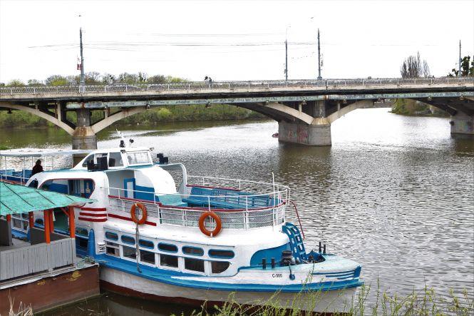 Новини Вінниці - фото з Теплохід, гондола, яхта: зібрали найкращі способи відпочинку на воді