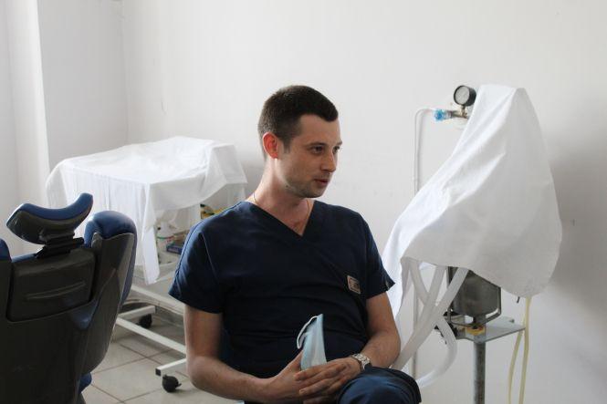 Новини Тернополя - фото з Лікар до 30-ти: стоматолог-хірург з Тернополя про складні операції і як пацієнти іноді кусають за пальці