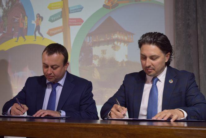 Новини Вінниці - фото з Перемога та серце: хто придумав туристичний бренд Вінниччини та як на нього реагують люди