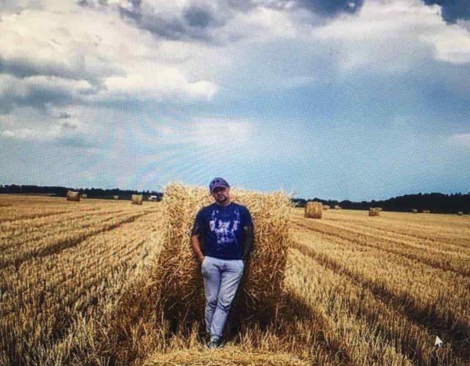 Новини Вінниці - фото з Алмазов був добрий, як дитина... Поховали байкера, що помер в лікарні після аварії на ВПЗ
