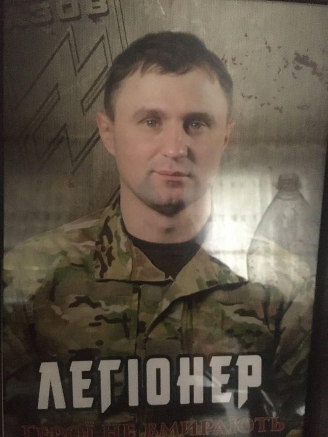 Новини Вінниці - фото з Алмазов був добрий, як дитина... Поховали байкера, що помер в лікарні після аварії на ВПЗ