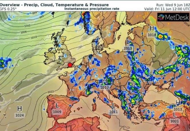 На зображенні може бути: map та текст «Overview Precip, Cloud, Temperature & Pressure GFS 0.25° Instantaneous precipitation rate 1002 1006 1010 Run: Wed 9 jun 182 Valid: Fri 11 Jun 12:00 UTC MetDesk H 1018 1013 H 1017 Η 1024 L 1009 1011 H 1013 1001»