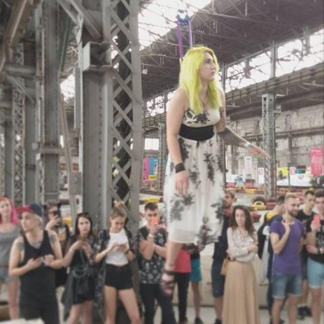 Новини Вінниці - фото з «Так я почуваюсь щасливою»: як вінничанка перетворилась на зеленоволосу ельфійку з гострими вушками