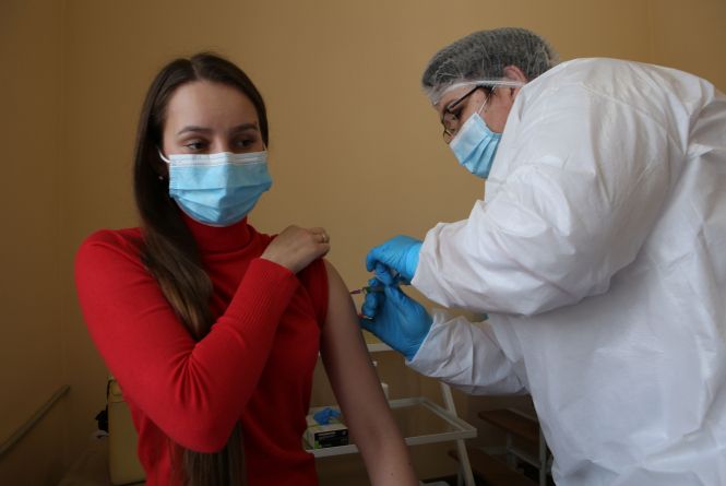 Новини Вінниці - фото з Скандал у дитсадку №19 та інше важливе за 11 червня на 20minut.ua Найближчими вихідними у Вінниці розпочнеться масова вакцинація населення. Що варто знати