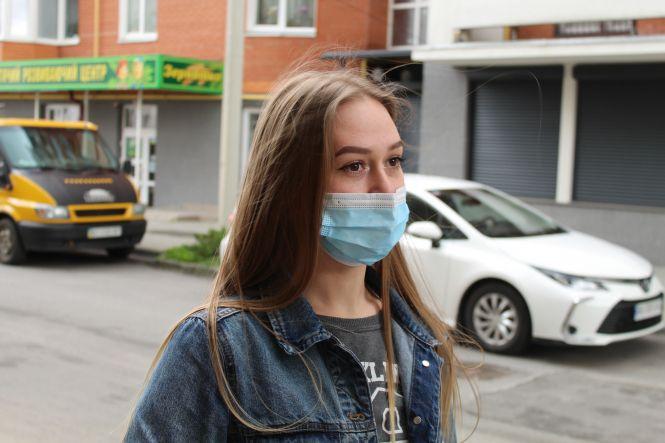 Новини Тернополя - фото з Продовжують вакцинувати від ковіду: які відгуки тернополян. Коли ще можна щепитися?