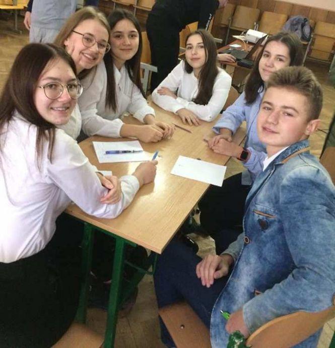 Новини Тернополя - фото з «Живи, Ілля, хоча б у пам’яті!» Дізналися деталі трагічної загибелі десятикласника з 11-ої школи
