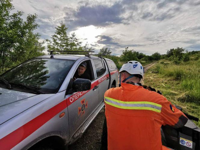 Новини Тернополя - фото з Дива не сталось: з Дністра дістали тіло Ігоря, одного з юних рибалок