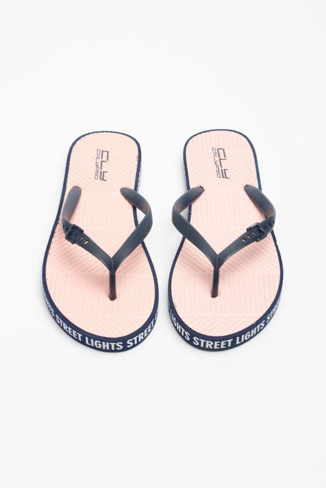 Новини Тернополя - фото з Скільки коштує зібратися на пляж? Рахуємо вартість речей для чоловіків та жінок