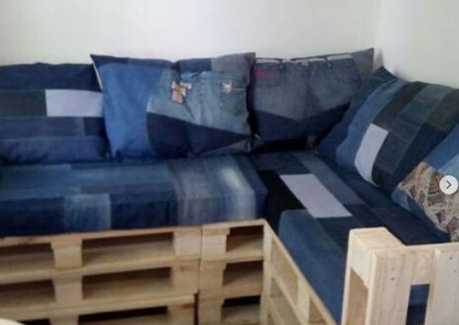 Новини Вінниці - фото з Операція «Реставрація». Вінничанка шиє унікальні крісла з людських історій та досвіду