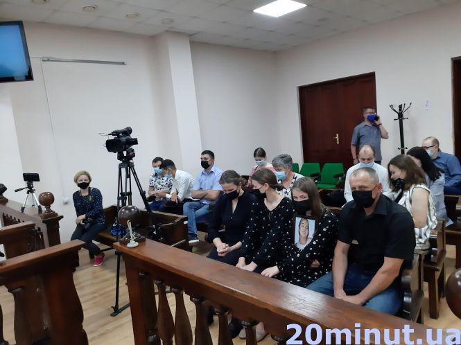 Новини Тернополя - фото з Вбивця 18-річної Діани Муринки просив суд скасувати довічне. Рідні кажуть: «Не буде він жити на волі...»