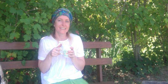 Новини Вінниці - фото з Операція «Реставрація». Вінничанка шиє унікальні крісла з людських історій та досвіду