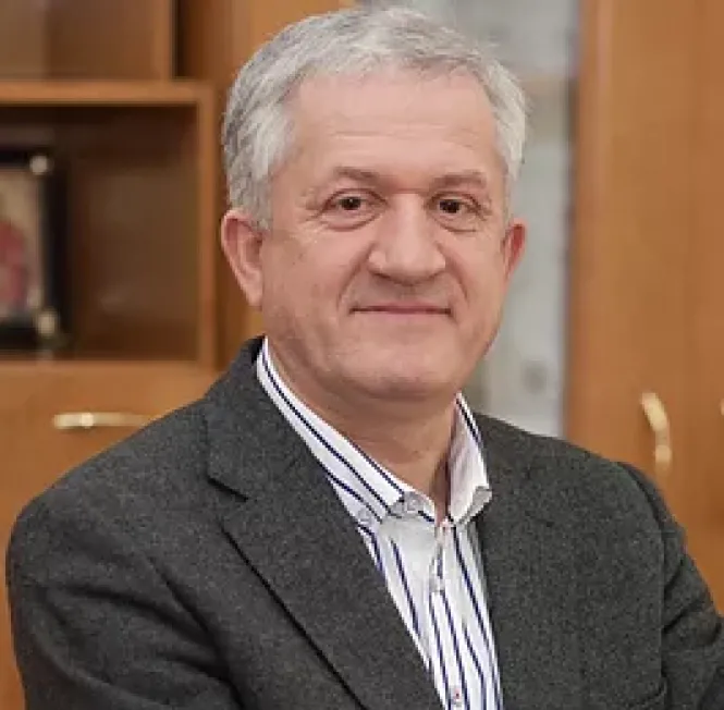 Новини Тернополя - фото з Скільки заробляють, де живуть і на чому їздять керівники тернопільських лікарень. Аналізуємо