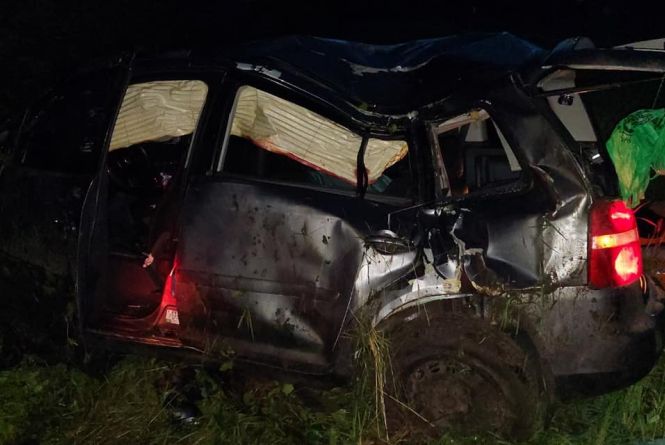 Новини Вінниці - фото з П'яний поліцейський та дві смертельні аварії: важливе за 15 червня на 20minut.ua Злетіли у кювет: п'яний поліцейський на євроблясі скоїв смертельну аварію. Перші подробиці