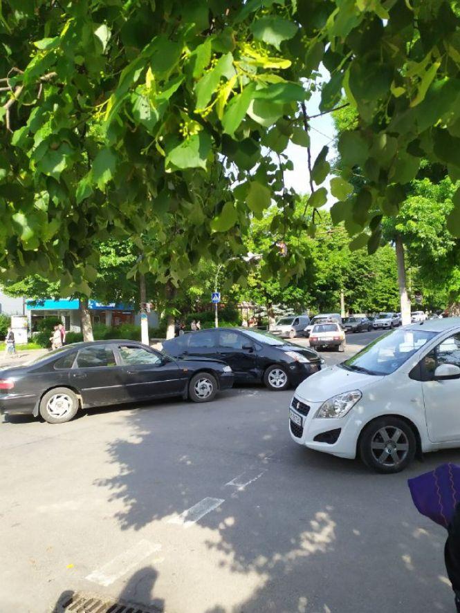 Новини Житомира - фото з На розі Великої Бердичівської і Довженка - ДТП