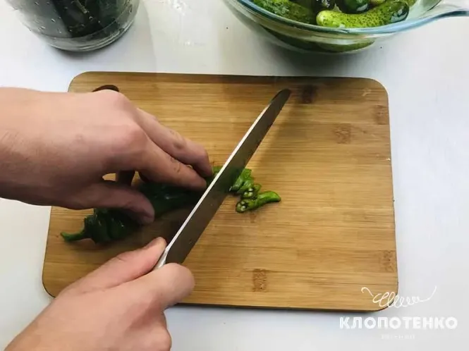 Новини Тернополя - фото з Ідеально хрумкі. Рецепт малосольних огірків за 3 години від Клопотенка