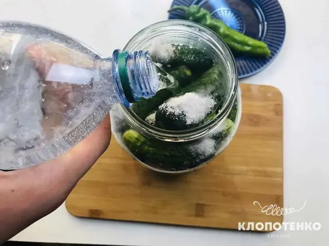 Новини Тернополя - фото з Ідеально хрумкі. Рецепт малосольних огірків за 3 години від Клопотенка