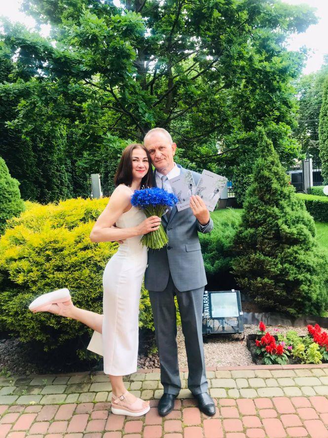 Новини Вінниці - фото з «Коли твій батько — Вовк». Любляча донька написала і видала книгу про тата за… три тижні