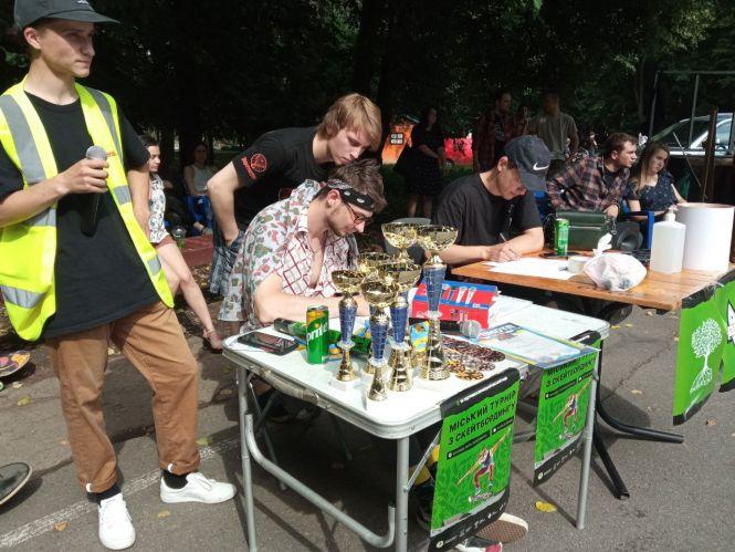 Новини Вінниці - фото з «Варто облаштувати хороший безпечний скейт-парк». У парку провели турнір зі скейтбордингу