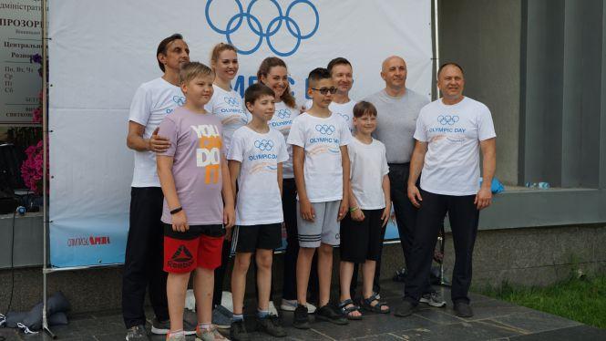 Новини Вінниці - фото з Яскравий Олімпійський день у Вінниці: сотня дітей долучились до всеукраїнського флешмобу