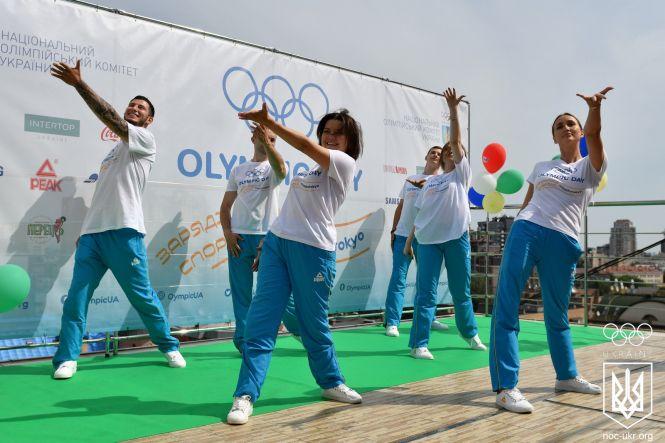 Новини Вінниці - фото з Яскравий Олімпійський день у Вінниці: сотня дітей долучились до всеукраїнського флешмобу