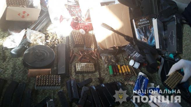Новини Вінниці - фото з На Вінниччині ліквідували банду, яка торгувала автоматами та іншою зброєю